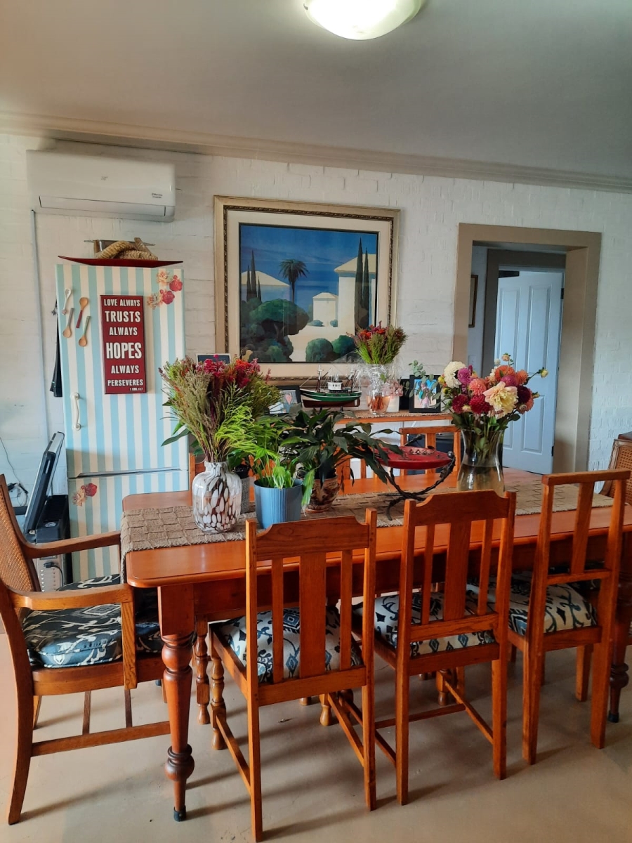 3 Bedroom Property for Sale in Bergsig Western Cape